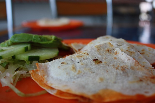 tortilla-chips-640x480-39086339.jpeg